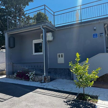 Holiday House Lara Starigrad Paklenica Exterior foto